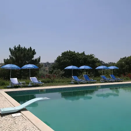 Alojamento de Acomodação e Pequeno-almoço Jema-holidays Usseira