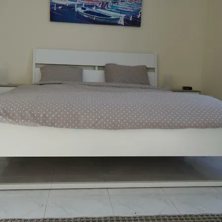 Alojamento de Acomodação e Pequeno-almoço Jema-holidays 3*