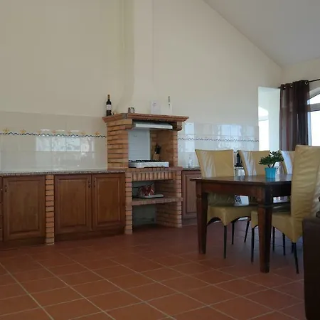 Jema-holidays Bed & Breakfast Usseira